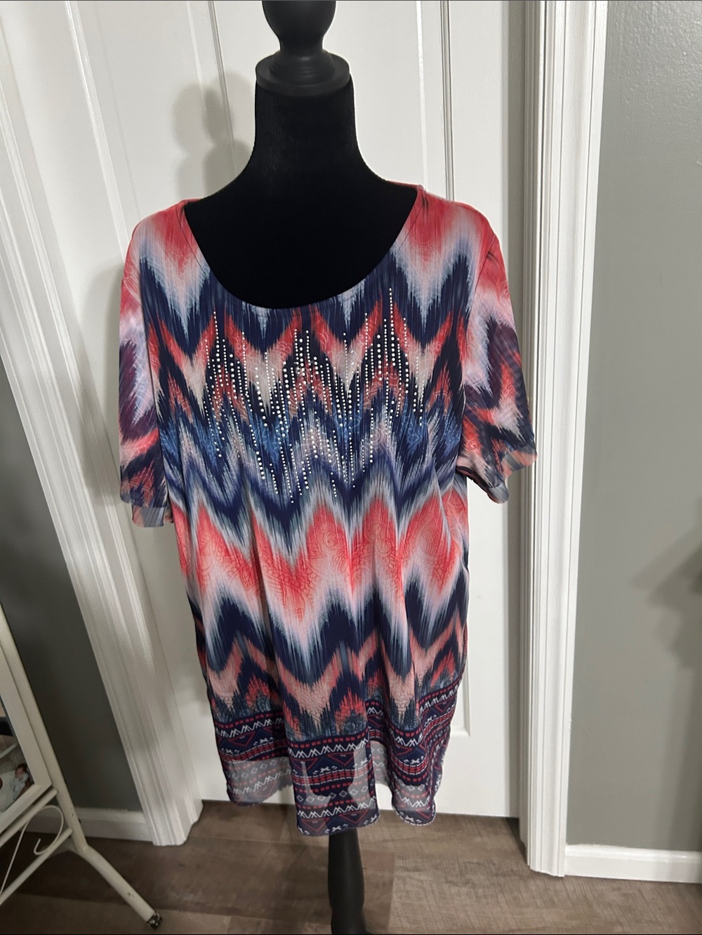 CJ Banks Navy and red  Chevron Short Sleeve Tunic with Rhinestones